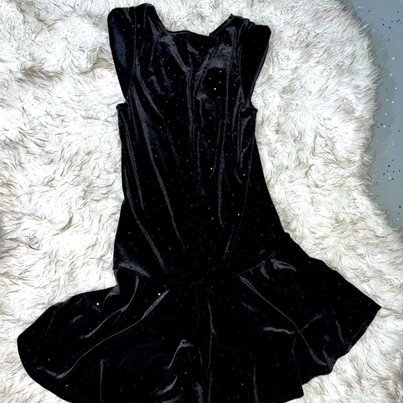 Girls Black Velvet sparkle Dress size 10/12 - Picture 1 of 4